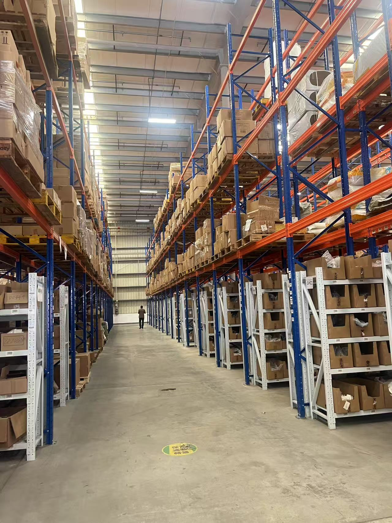 别再自己打包了！华东云仓代发选上海星力，省心省力更高效