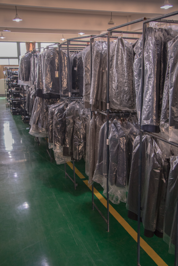 智能赋能服装云仓代发，专业电商仓库破解行业痛点，助力商家高效拓客